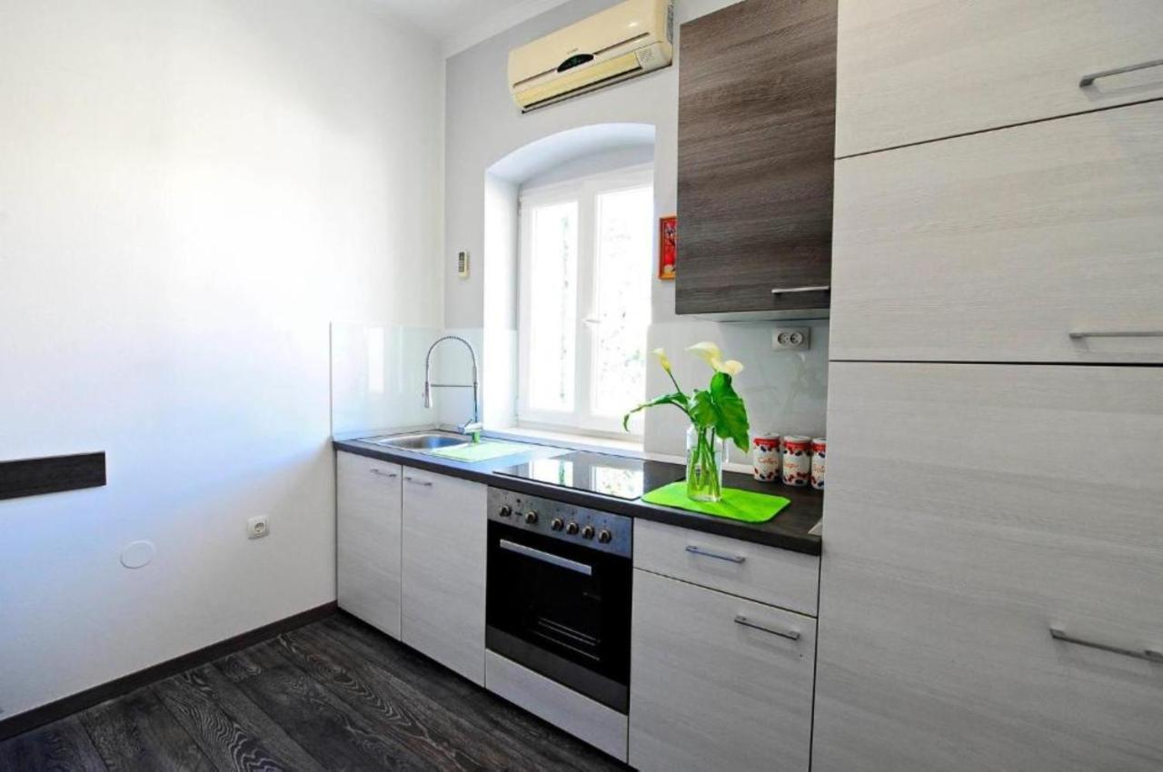 Apartments Bulovic In The Very Center Of Split Buitenkant foto