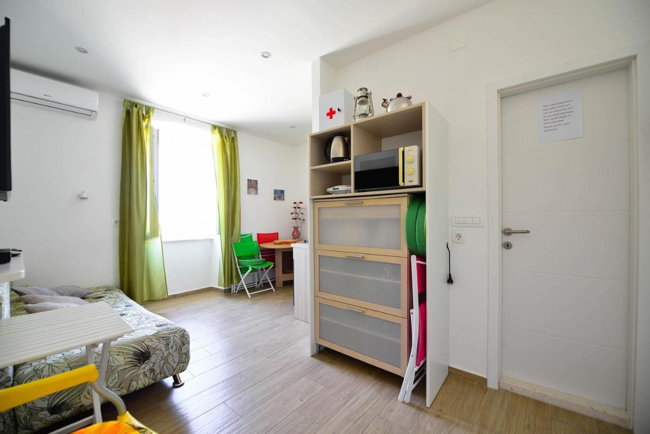 Apartments Bulovic In The Very Center Of Split Buitenkant foto